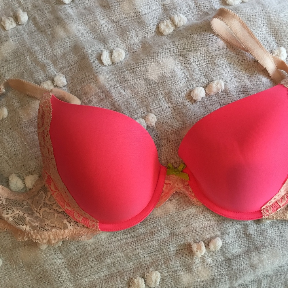VS | Pushup Size 34C